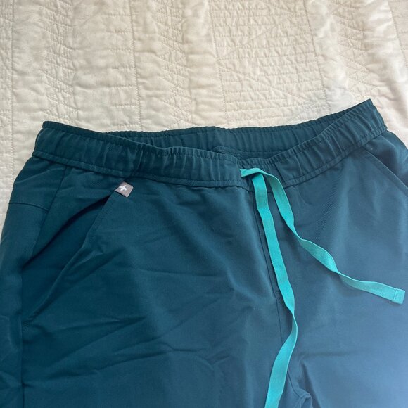 SET: Figs Rafaella  Caribbean Blue Top (XS) and Zamora Jogger Bottoms (M) - Picture 4 of 4